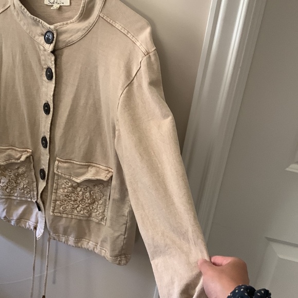 Solitaire Button Front Jacket. Size Small - Picture 8 of 12